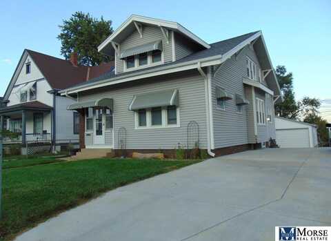 1525 S 25th Avenue, Omaha, NE 68105