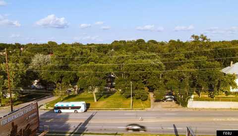 3021 N 72nd Street, Omaha, NE 68134