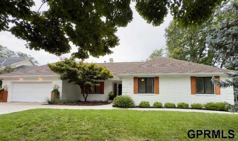 6321 Woodstock Avenue, Lincoln, NE 68512