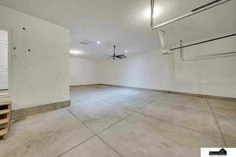 7500 Jimmie Avenue, Lincoln, NE 68516