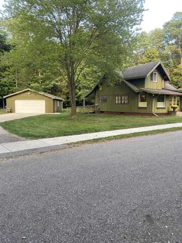 200 Riverside Drive, Allegan, MI 49010