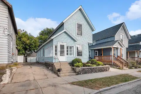 318 Hogadone Avenue SW, Grand Rapids, MI 49504