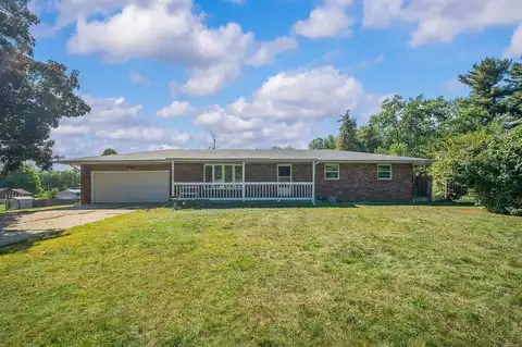 1240 Chapelgate Road, Niles, MI 49120