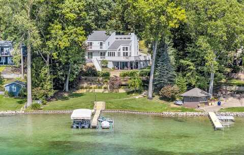 12545 Leisure Lane, Horton, MI 49246