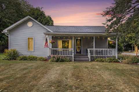 8828 2nd Street, Vestaburg, MI 48891