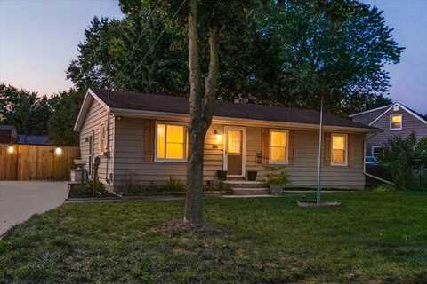 153 Gaylord Drive NE, Rockford, MI 49341