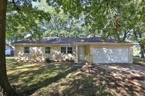 2715 S Franklin Avenue, Springfield, MO 65807