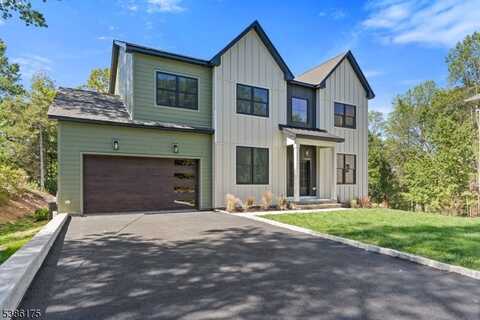 29 Smith Ln, Wayne, NJ 07470