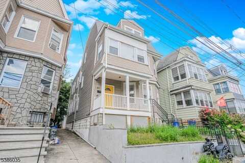 21 Gladstone Ave, Newark, NJ 07106