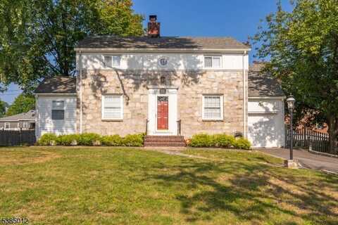 768 Fairway Dr, Union, NJ 07083