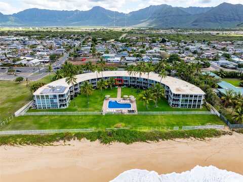87-561 Farrington Highway, Waianae, HI 96792