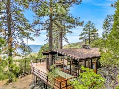 27011 Lookout LN, Idyllwild, CA 92549