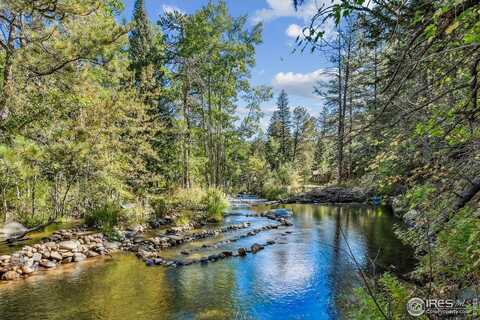 511 Riverside Dr, Lyons, CO 80540