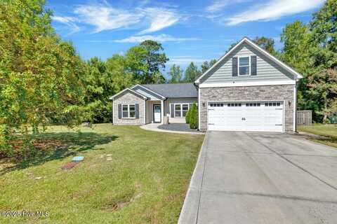 103 Grangers Court, Sneads Ferry, NC 28460