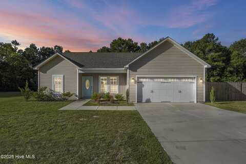 139 Queens Haven Road, Hubert, NC 28539