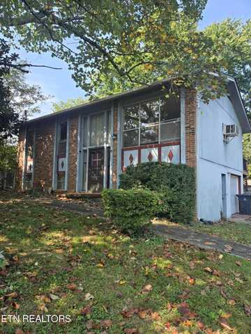 5812 Wexford Lane, Knoxville, TN 37921