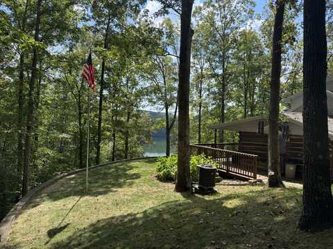 155 Rocky Point Road, East Bernstadt, KY 40729