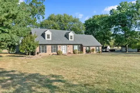 121 Lakeview Drive, Georgetown, KY 40324
