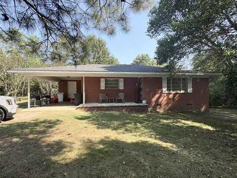85 Country Circle, Ellisville, MS 39437