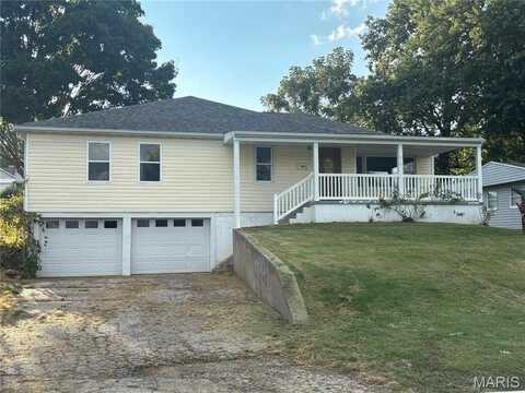 3821 Apache Trail, Hannibal, MO 63401