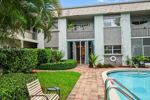 1541 NE 34th Ct, Oakland Park, FL 33334