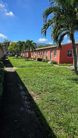 2316 Madison St, Hollywood, FL 33020