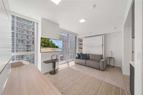 227 NE 2nd St, Miami, FL 33132