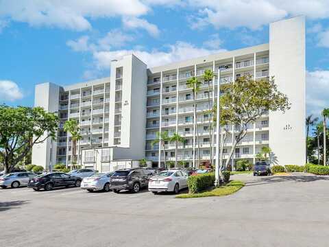2217 Cypress Island Dr, Pompano Beach, FL 33069