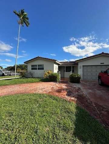 4700 Taft St, Hollywood, FL 33021