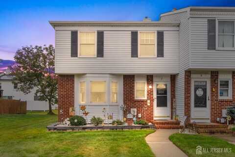 7 Gardenia Court, Sayreville, NJ 08872