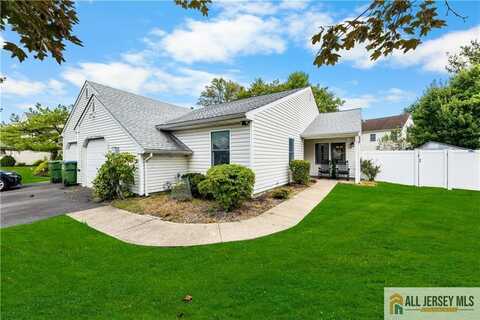 67 Woodbrooke Drive, Edison, NJ 08820