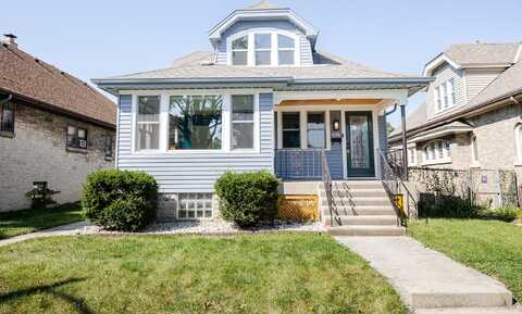 3457 S 10th St, Milwaukee, WI 53215