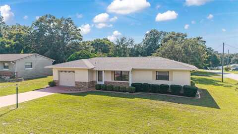 602 THIRD AVENUE, LADY LAKE, FL 32159