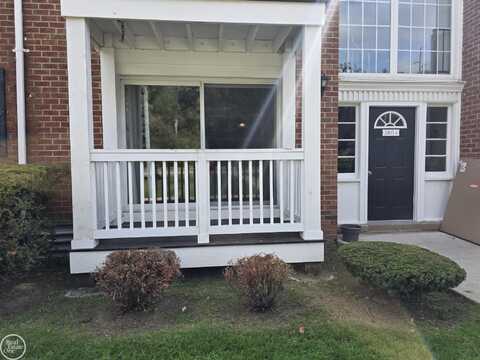 2405 Torquay, Royal Oak, MI 48073