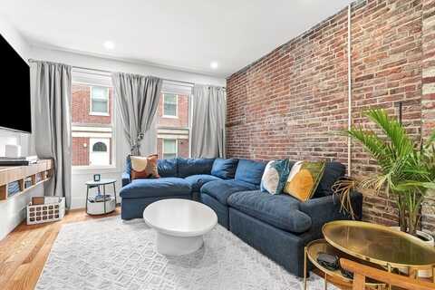 62 N Margin Street, Boston, MA 02113