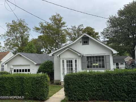 326 Sherwood Drive, Keyport, NJ 07735