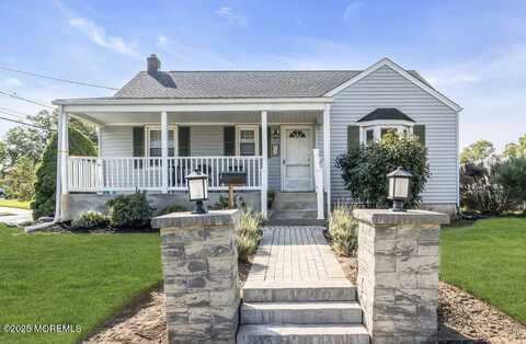 145 Hopkinson Avenue, Piscataway, NJ 08854