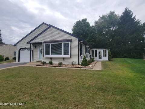 11 Ardmore Street, Whiting, NJ 08759