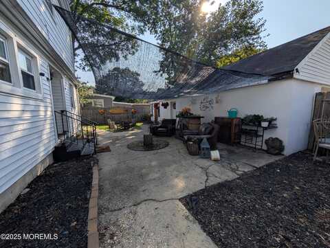 164 Port Monmouth Road, Keansburg, NJ 07734