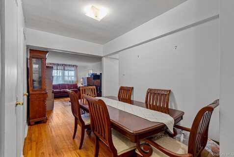 60-11 Broadway, Woodside, NY 11377
