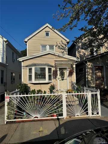 11429 147th St, Jamaica, NY 11436