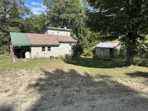 510 Branns Mills RD, Starks, ME 04911
