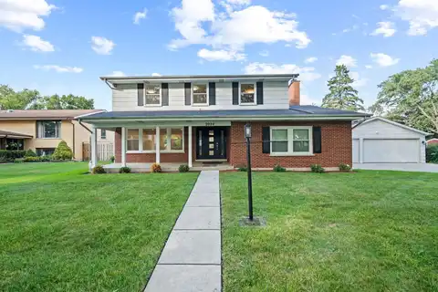 2024 E Wintergreen Avenue, Mount Prospect, IL 60056