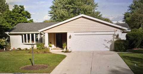 735 Ruskin Drive, Elk Grove Village, IL 60007