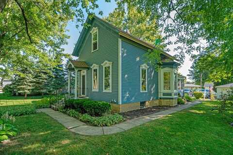 204 Lincoln Avenue, Big Rock, IL 60511