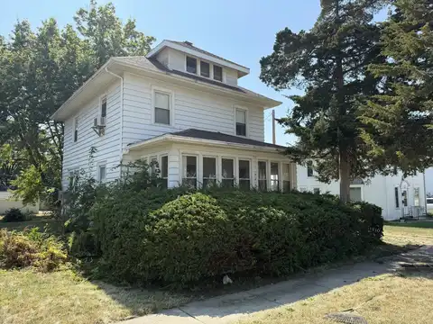 1210 Lincoln Avenue, Rochelle, IL 61068