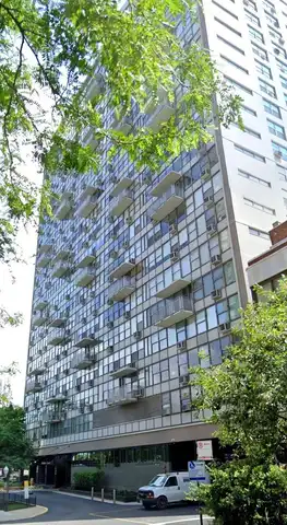 1000 N Lake Shore Drive, Chicago, IL 60611