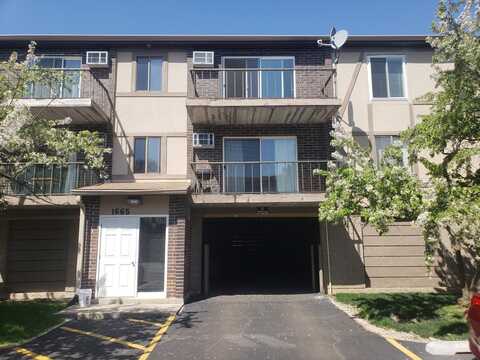1665 Coach Drive, Naperville, IL 60565