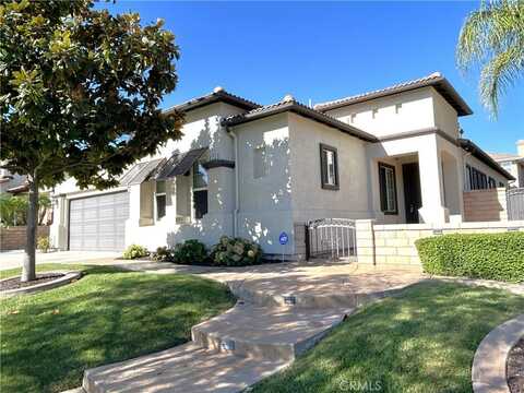 3174 Via Mazatlan, Corona, CA 92882
