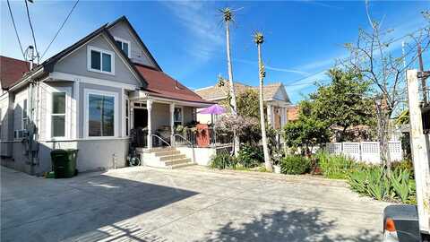120 E 31st Street, Los Angeles, CA 90011